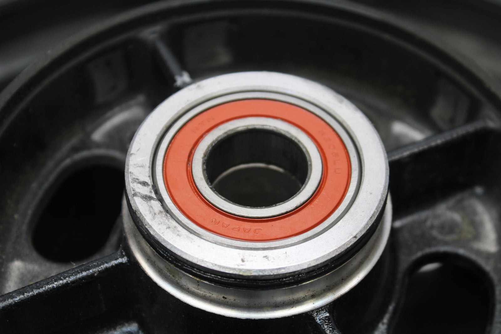 13-18 KAWASAKI NINJA ZX6R REAR WHEEL BACK RIM & ROTOR BB143