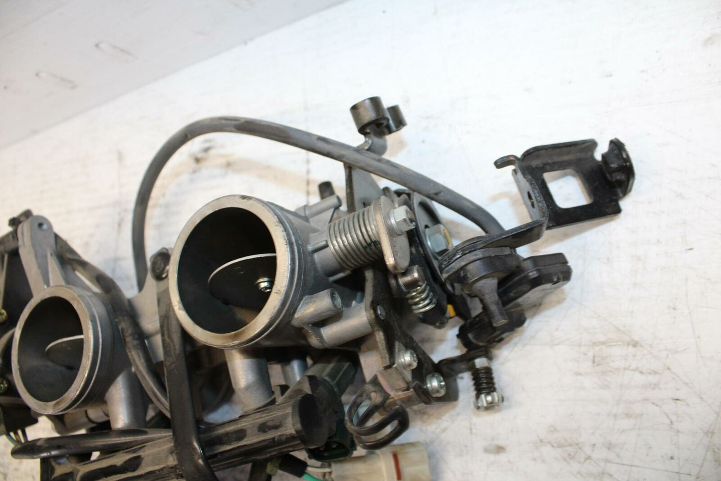 07-09 KAWASAKI VERSYS 650 MAIN FUEL INJECTORS / THROTTLE BODIES BB302