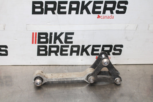 12 TRIUMPH STREET TRIPLE R REAR DOGBONE SHOCK LINKAGE LINK BB914