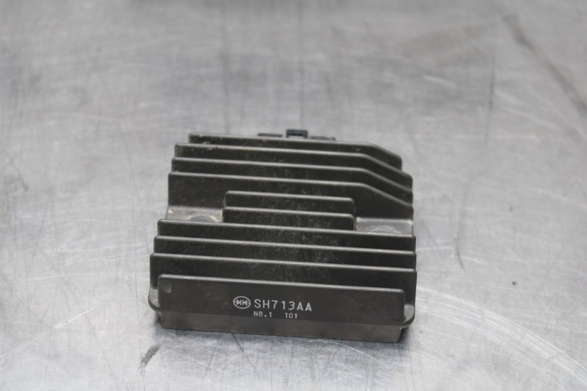 17-18 YAMAHA YZF R3 RECTIFIER VOLTAGE REGULATOR BB788