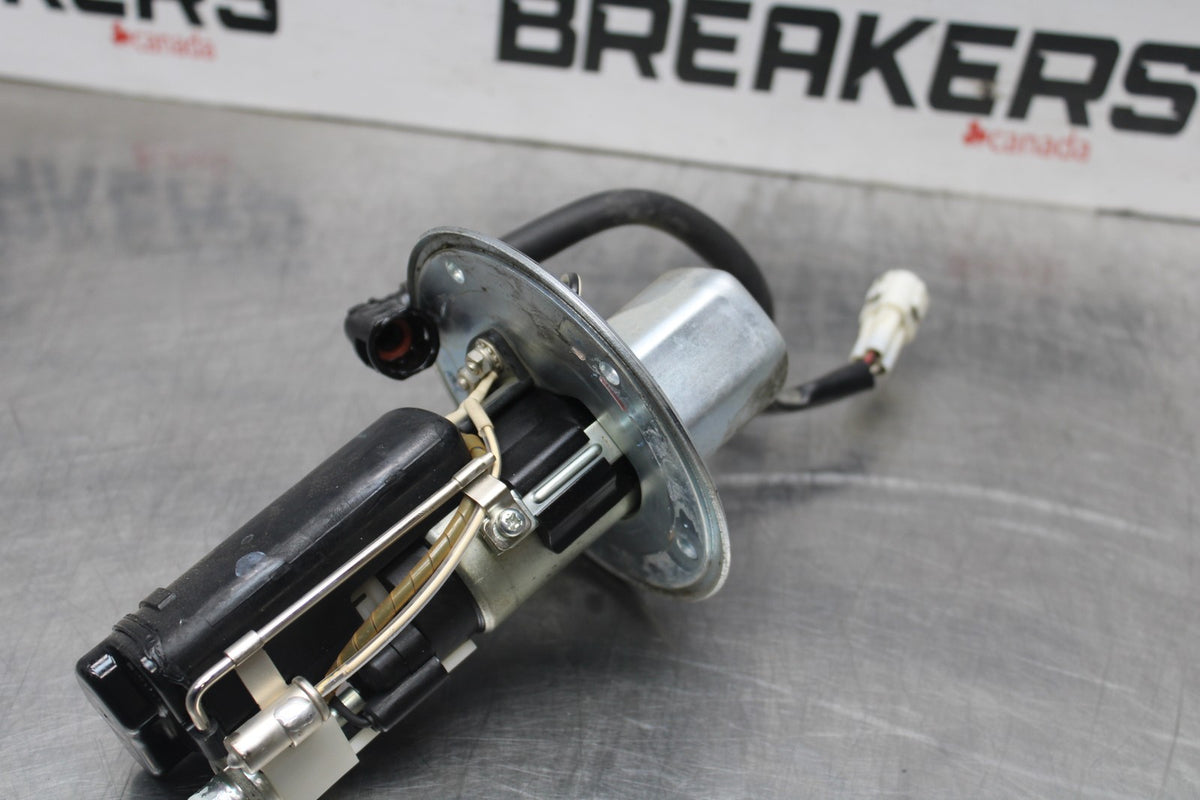 04-05 SUZUKI GSXR600 FUEL PUMP GAS PETROL SENDER UNIT BB792