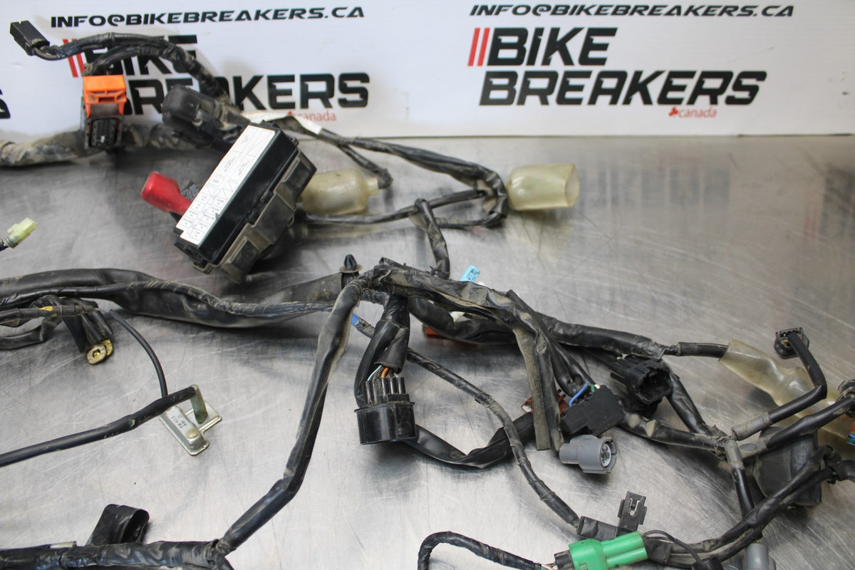 12 HONDA CB1000R MAIN ENGINE WIRING HARNESS MOTOR WIRE LOOM BB200
