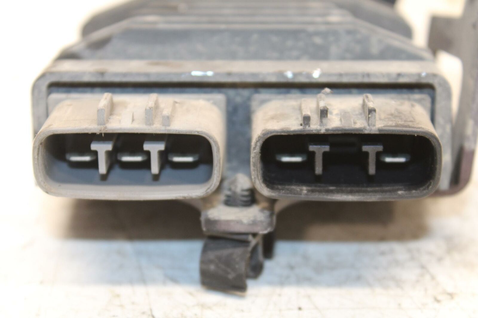 07-16 TRIUMPH STREET TRIPLE RECTIFIER VOLTAGE REGULATOR BB361