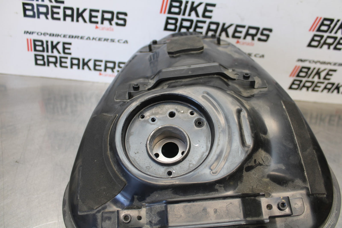 16 YAMAHA XSR900 GAS TANK FUEL CELL PETROL RESERVOIR BB786