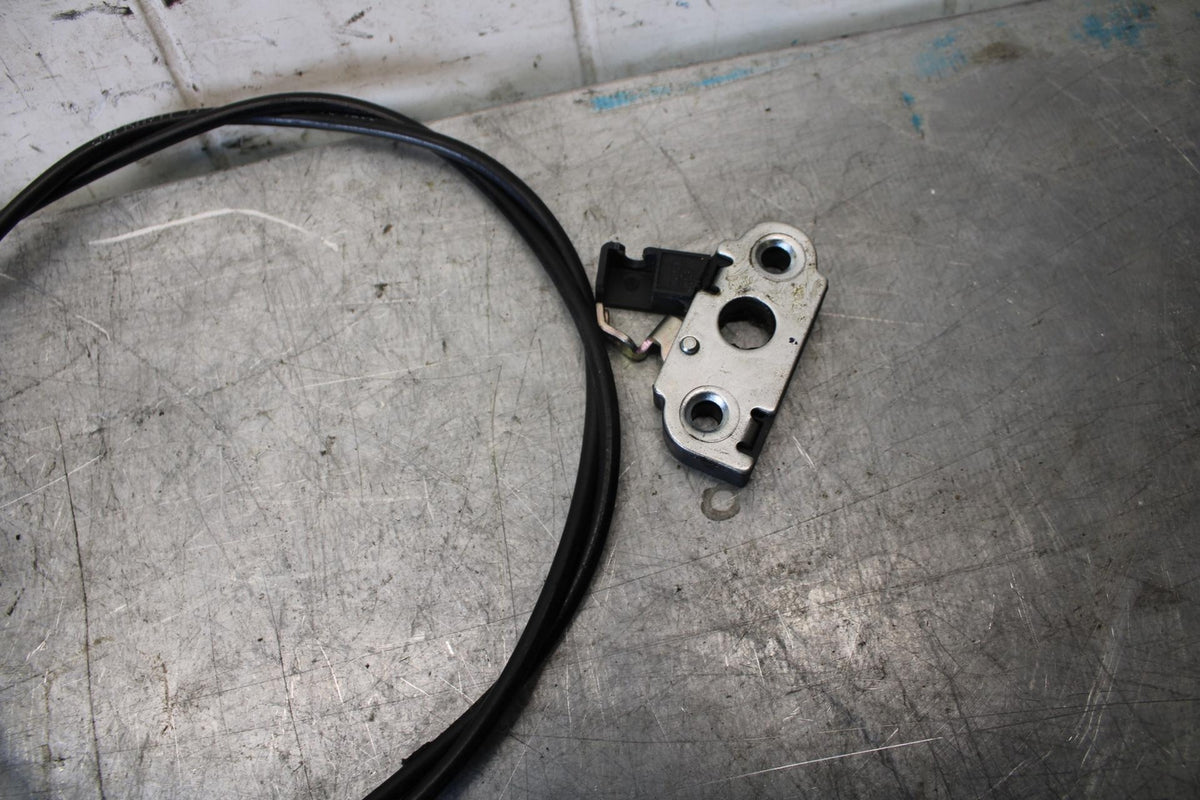 22-23 HUSQVARNA SVARTPILEN 401 REAR PASSENGER SEAT LATCH LOCK ASSEMBLY BB541