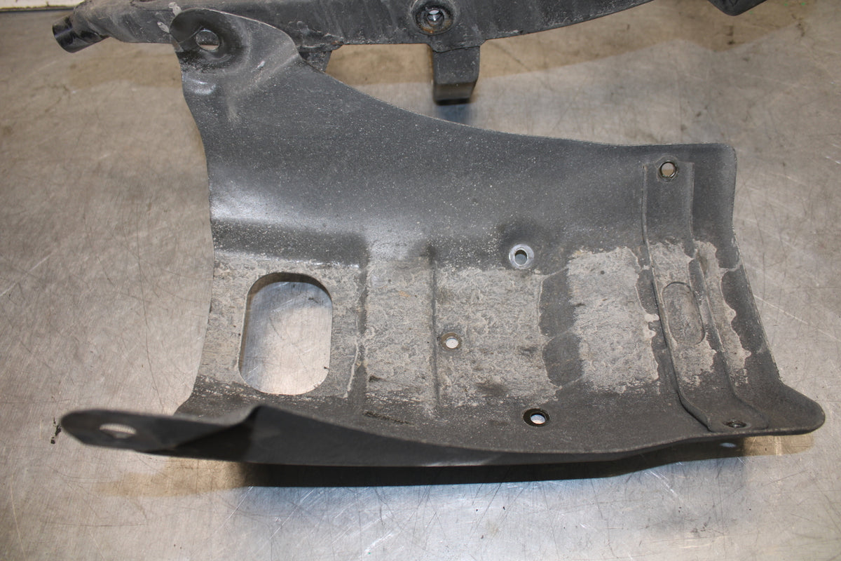 05-06 YAMAHA ROAD STAR XV1700A REAR BACK FENDER SUPPORT FRAME SUBFRAME BB703