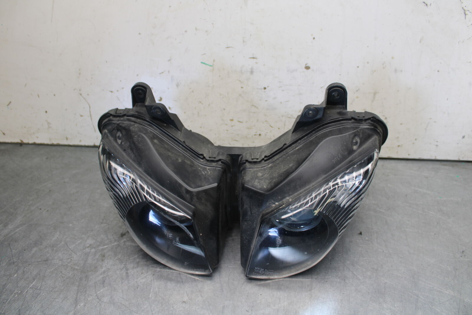 09-12 KAWASAKI NINJA ZX6R FRONT HEADLIGHT HEAD LIGHT LAMP 23007-0101 BB698