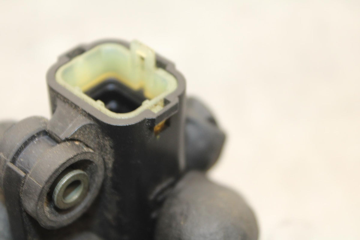05 YAMAHA YZF R6S TIP OVER BANK ANGLE CRASH SENSOR SWITCH  BB95