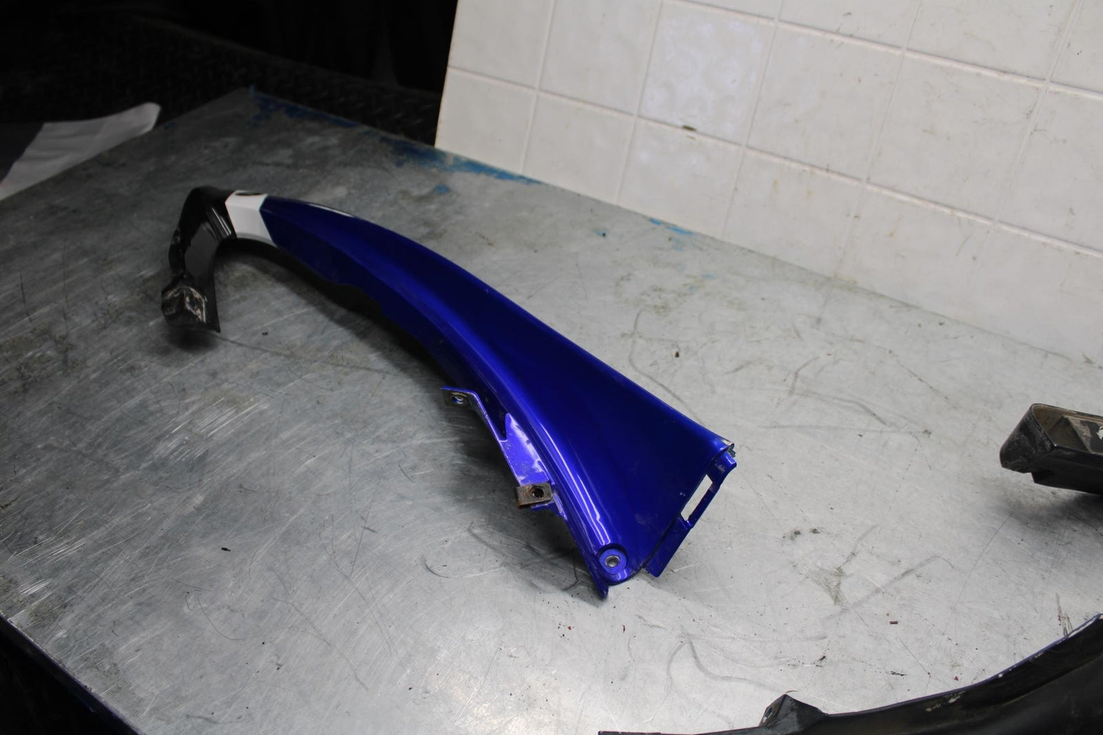 07 YAMAHA YZF R6 2c0 RIGHT LEFT FRONT DUCT COVERS PANELS COWLS FAIRINGS BB423