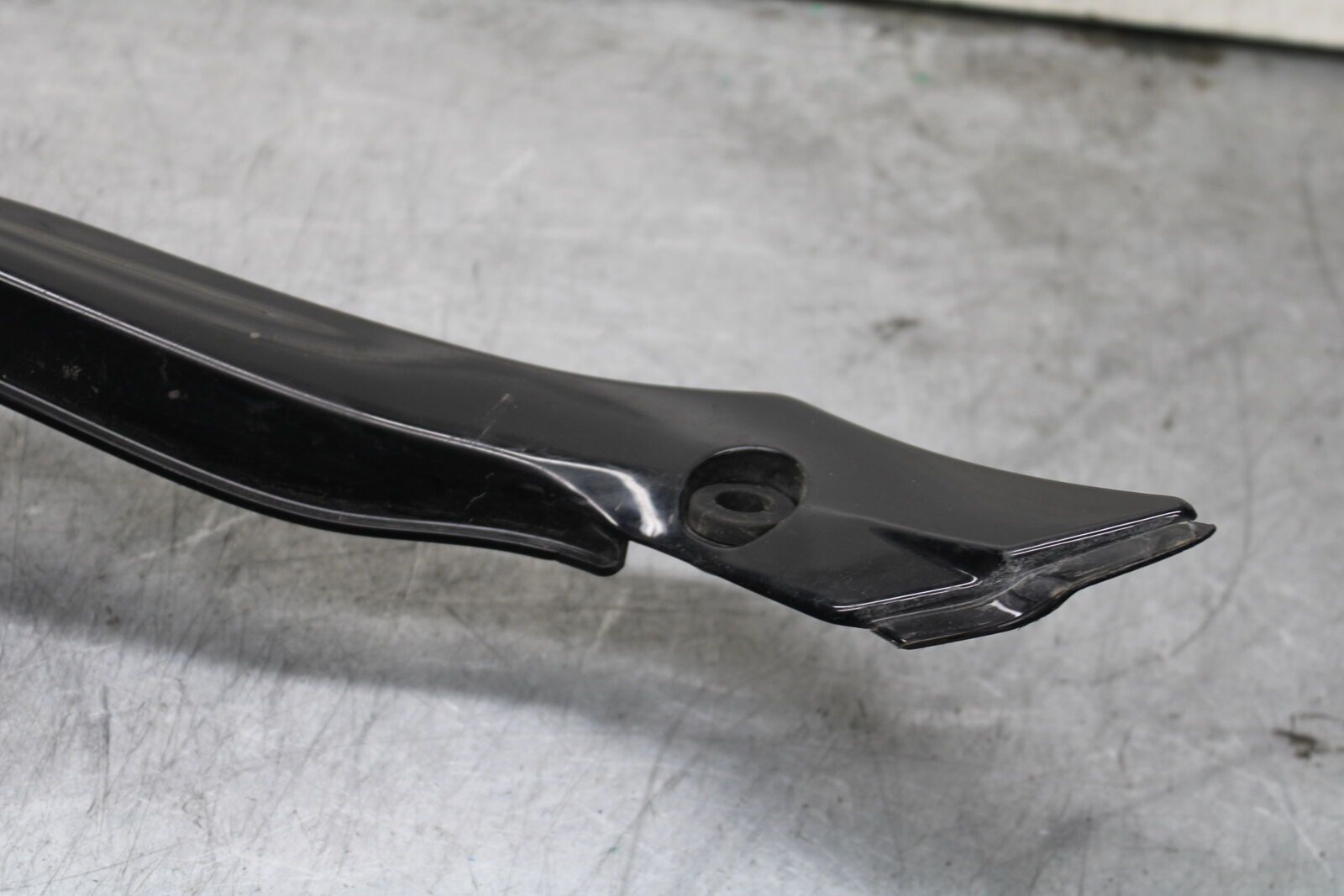 08-09 SUZUKI GSXR600 LEFT REAR BACK TAIL FAIRING COWL SHROUD BB728