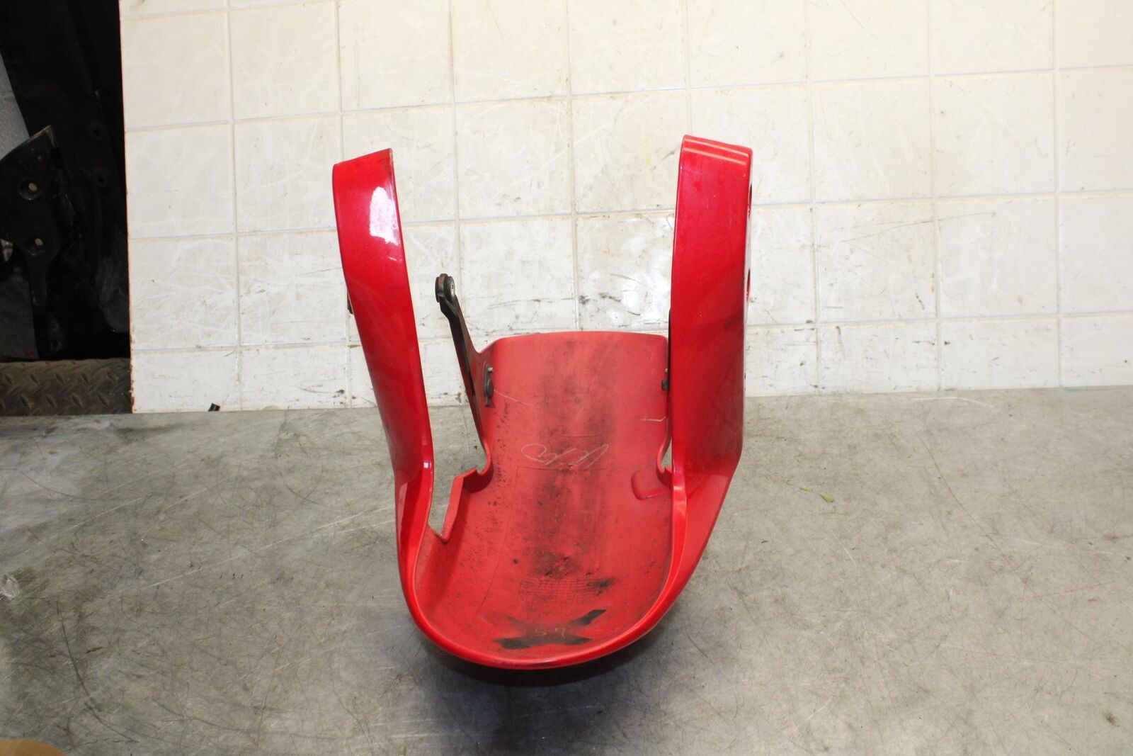07-12 HONDA CBR600RR FRONT WHEEL FENDER COWL FAIRING 61100-MFJ-D00ZK BB542