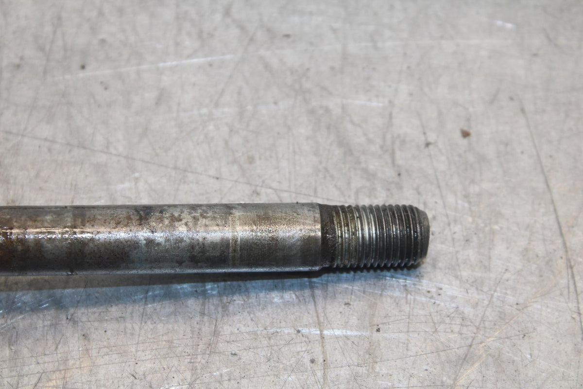 1988 Yamaha FZ600 FRONT WHEEL RIM AXLE PIVOT BOLT 10W-25381-00-00 BB601