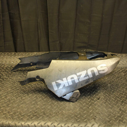 10 SUZUKI GSXR750 LOWER BOTTOM BELLY FAIRING COWL BB190
