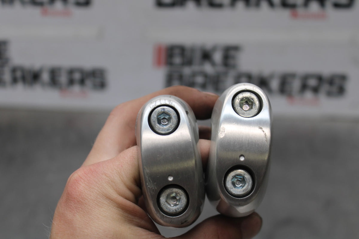 05-09 SUZUKI BOULEVARD C90 HANDLEBAR RISERS BB918