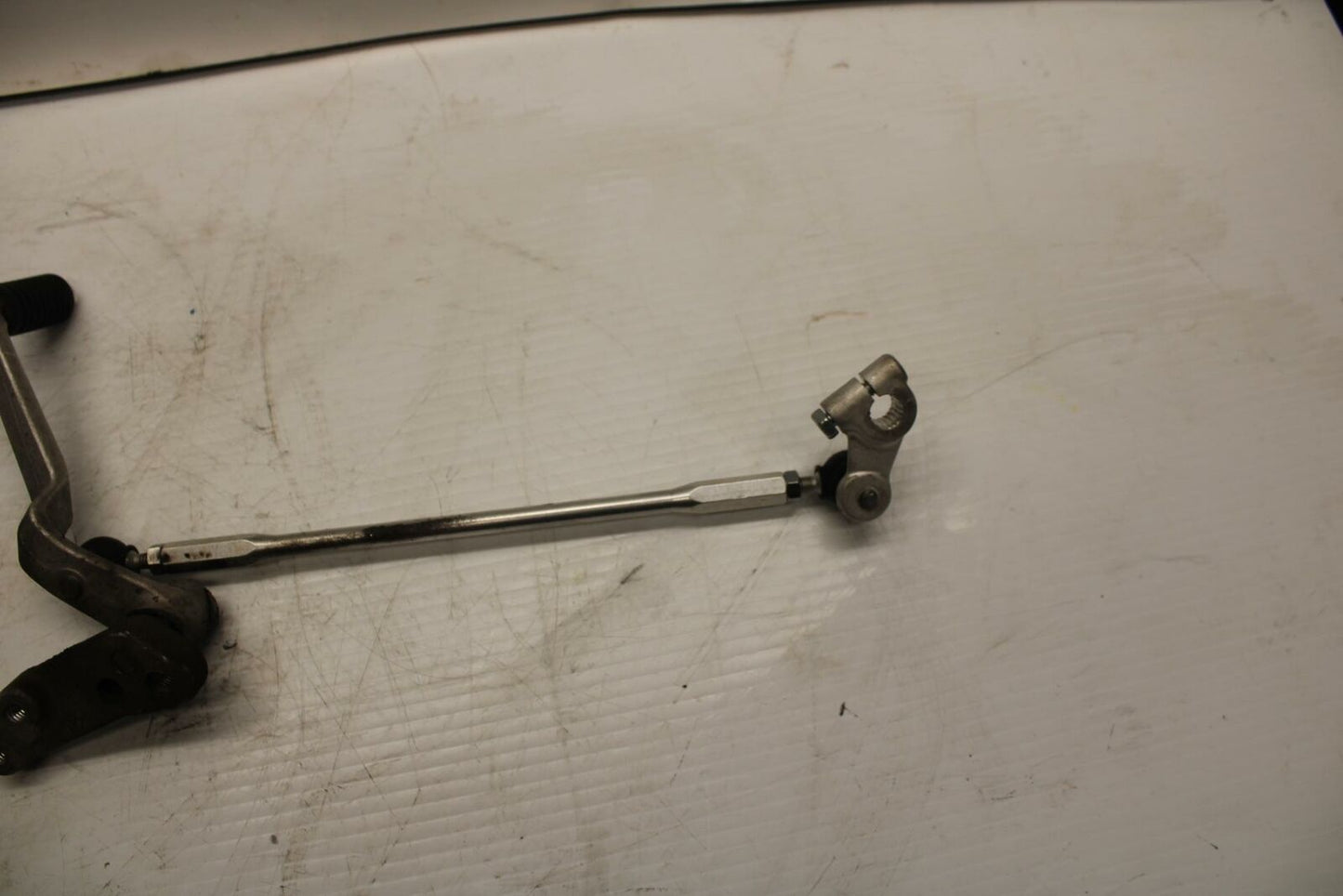 11-21 SUZUKI GSXR600 SHIFTER LINKAGE SHIFT  PEDAL 25520-01H00 25525-01H00 BB260