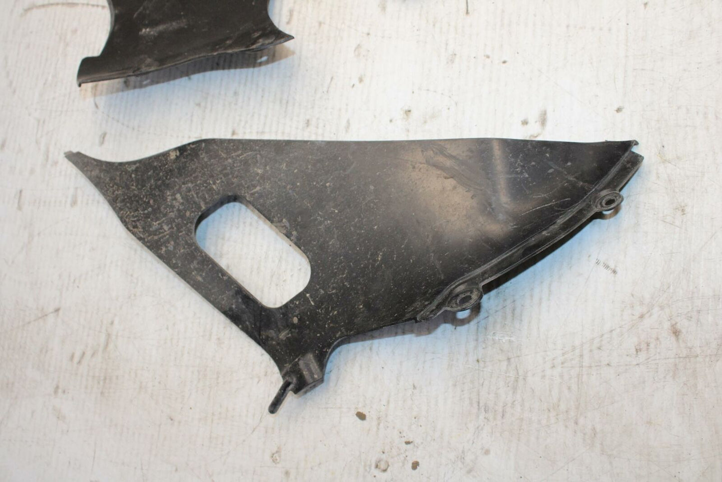 08-09 SUZUKI GSXR600 INNER FAIRING COWL TRIM COVER PANELS BB156B