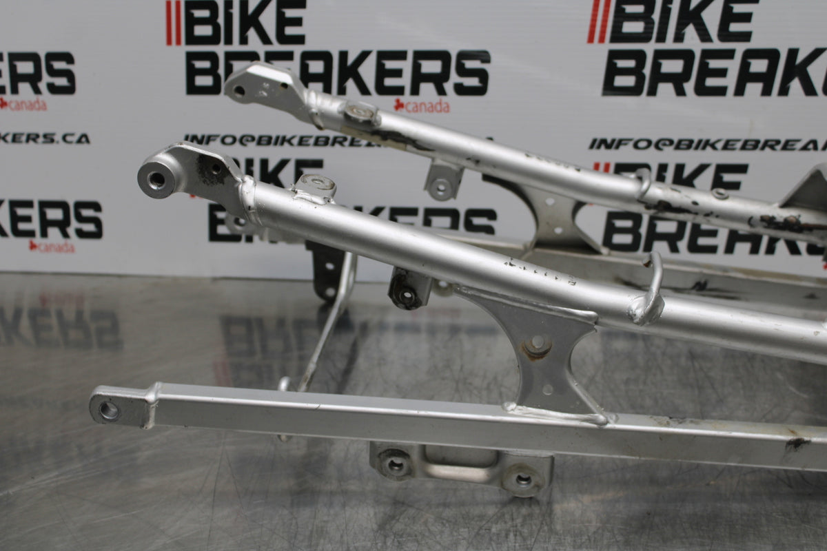 03 SUZUKI SV650S REAR SUBFRAME BACK SUB FRAME BB167