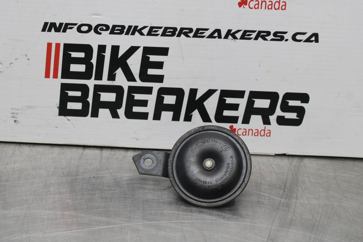 99-09 YAMAHA V STAR 1100 HORN SIGNAL BB853
