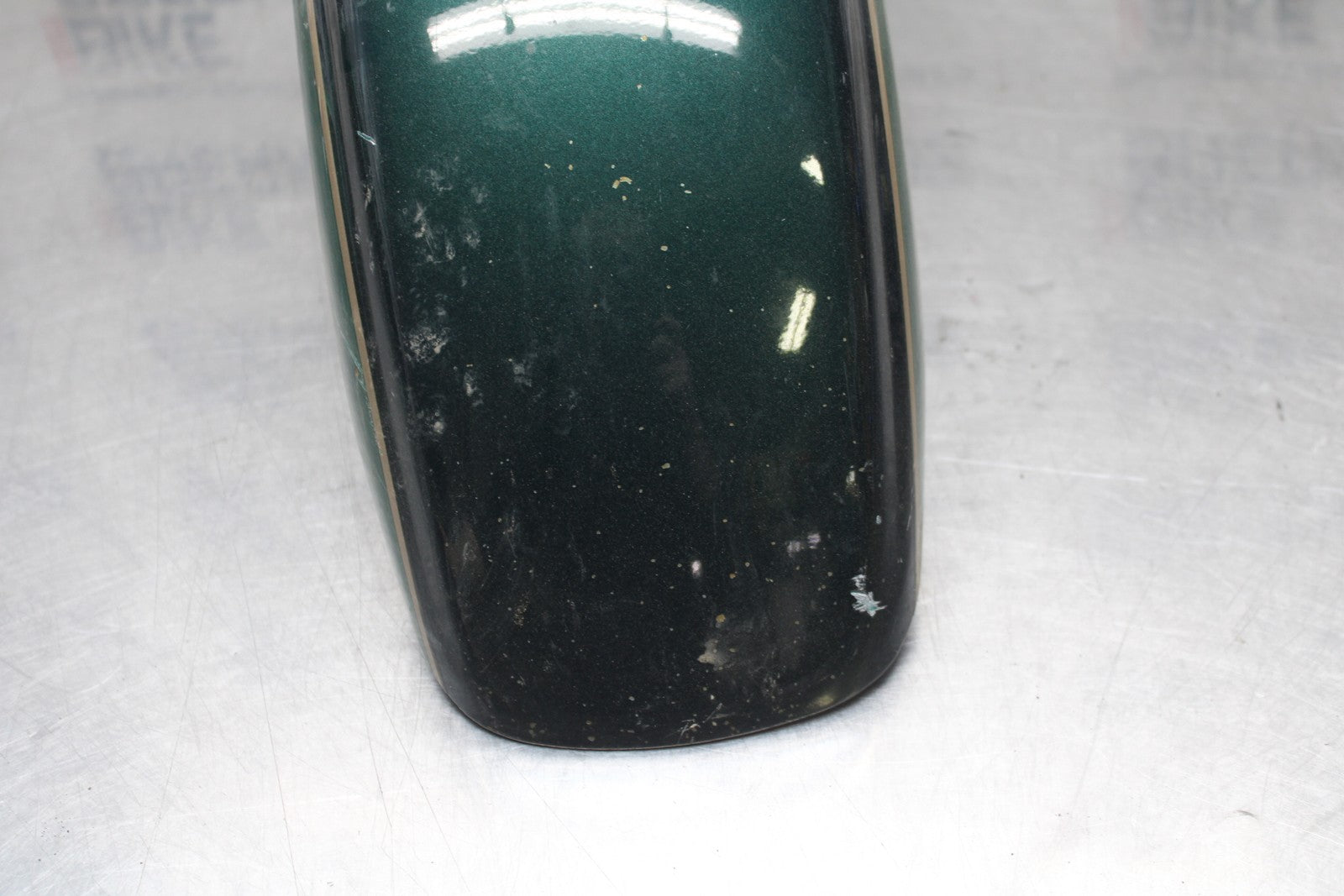 03-08 KAWASAKI VULCAN 1600 FRONT WHEEL FENDER BB196