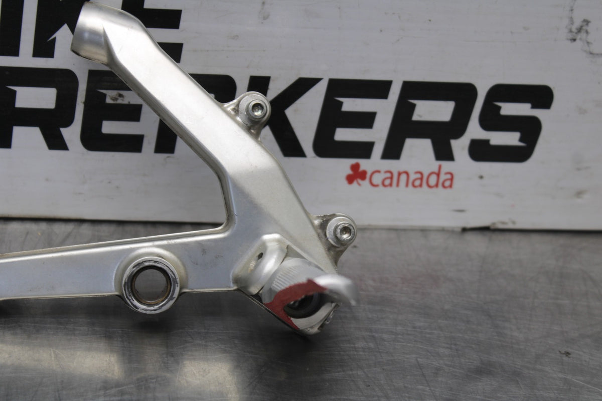 16 DUCATI 959 PANIGALE LEFT REARSET REAR SET DRIVER FOOT PEG REST STOP BB912