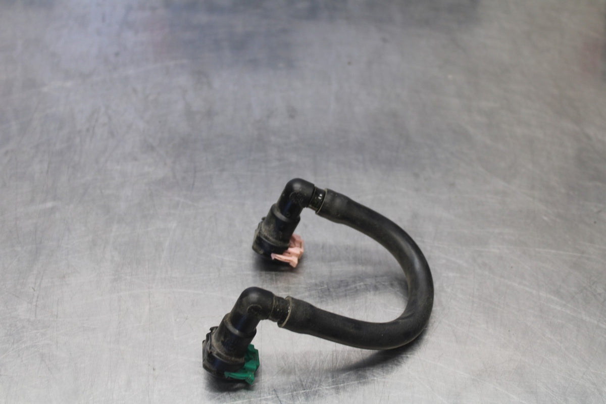 18 SUZUKI GSXR750 FUEL HOSE GAS LINE TUBE PIPE BB891