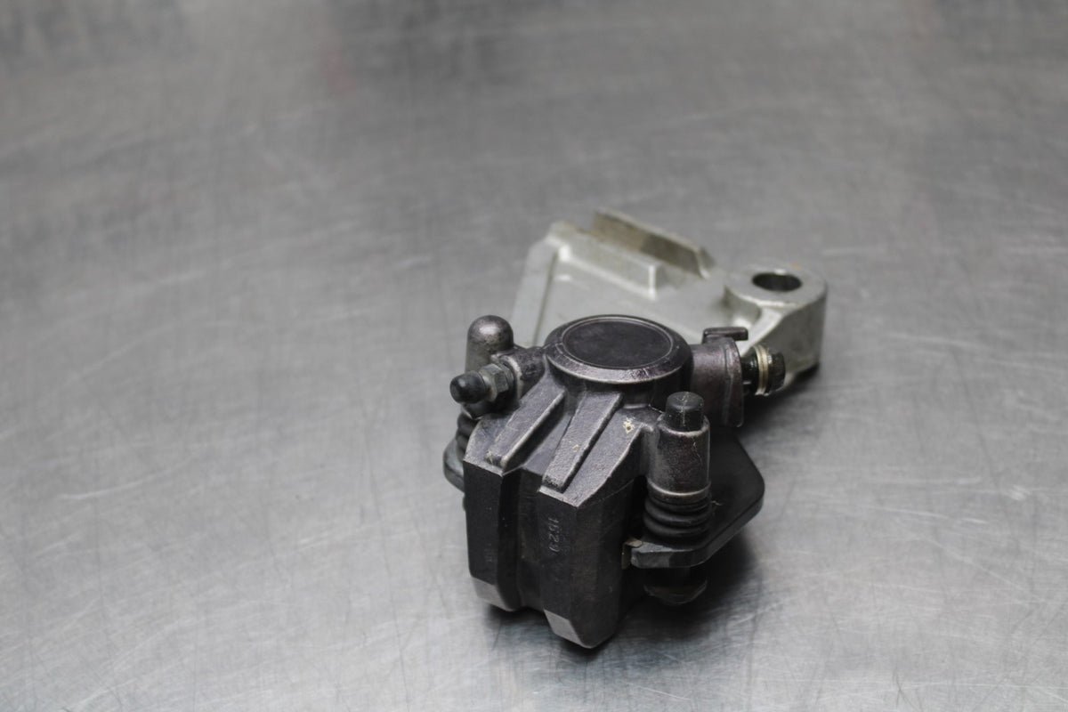 96 KAWASAKI NINJA 500 EX500A REAR BACK BRAKE CALIPER W MOUNT BRACKET BB768