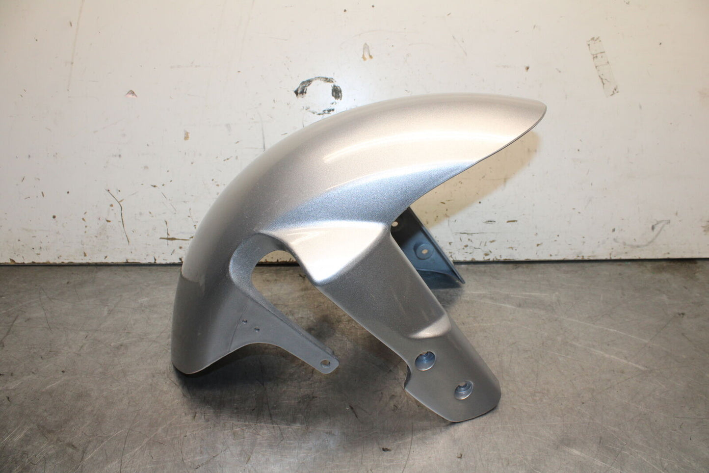 08-10 SUZUKI GSXR 600  AFTERMARKET FRONT WHEEL FENDER COWL FAIRING BB630