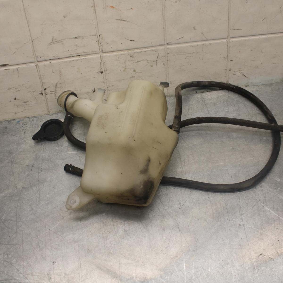 98-99 HONDA CBR900RR  COOLANT WATER TANK RESERVOIR BOTTLE BB458