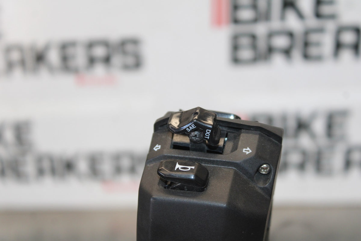 20-23 APRILIA RS660 LEFT CLIP ON HANDLE HORN SIGNALS SWITCH SWITCHES BB889