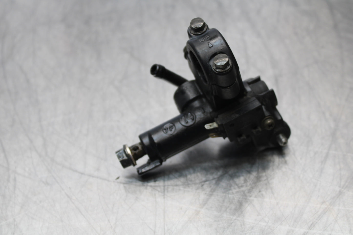 98-05 HONDA SUPER HAWK 1000 VTR1000F FRONT BRAKE MASTER CYLINDER BB152