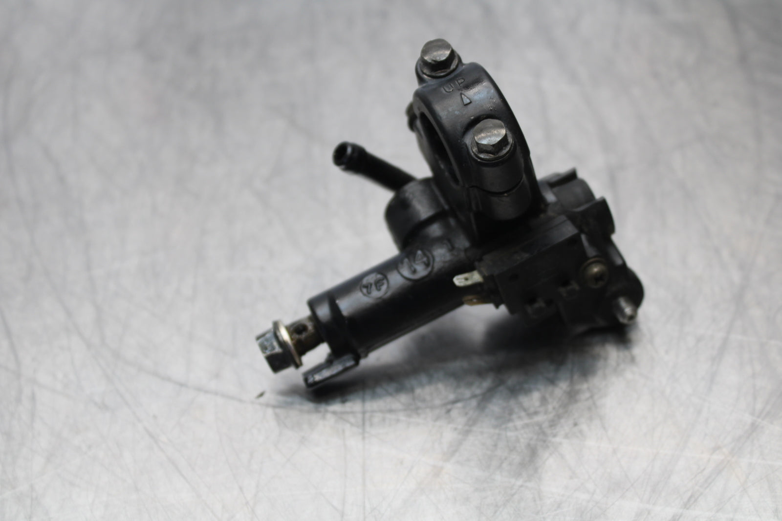 98-05 HONDA SUPER HAWK 1000 VTR1000F FRONT BRAKE MASTER CYLINDER BB152