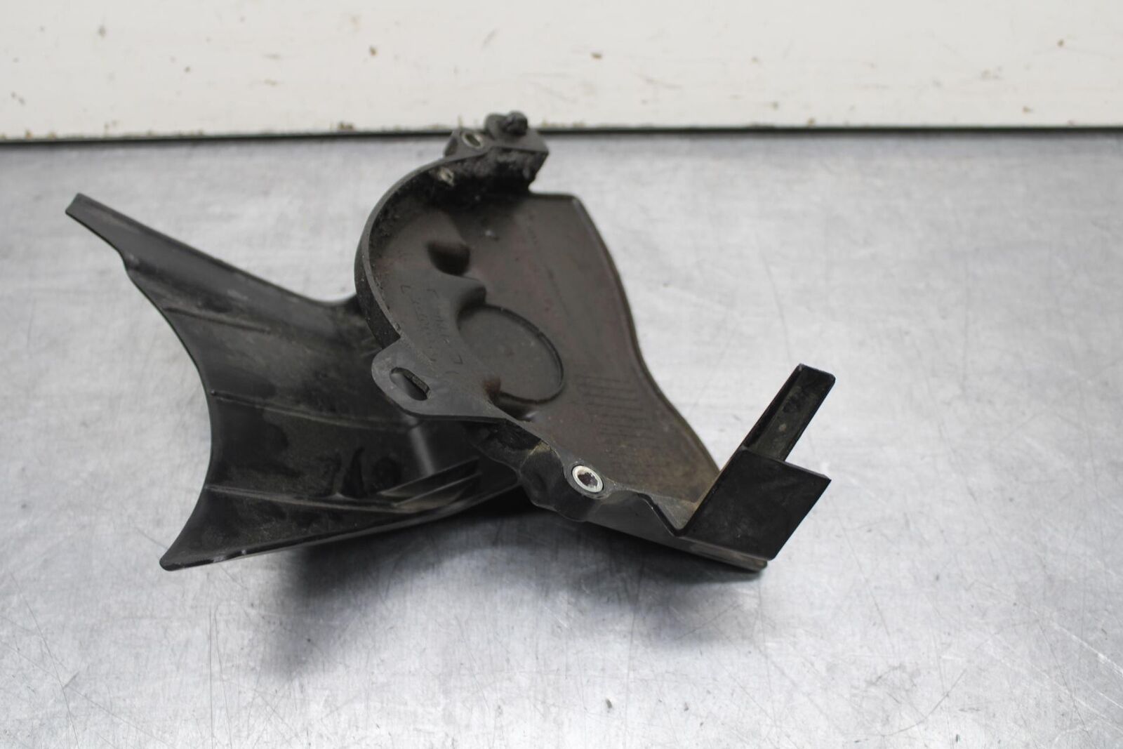 2014 Honda CB500F ABS ENGINE SPROCKET COVER BB102
