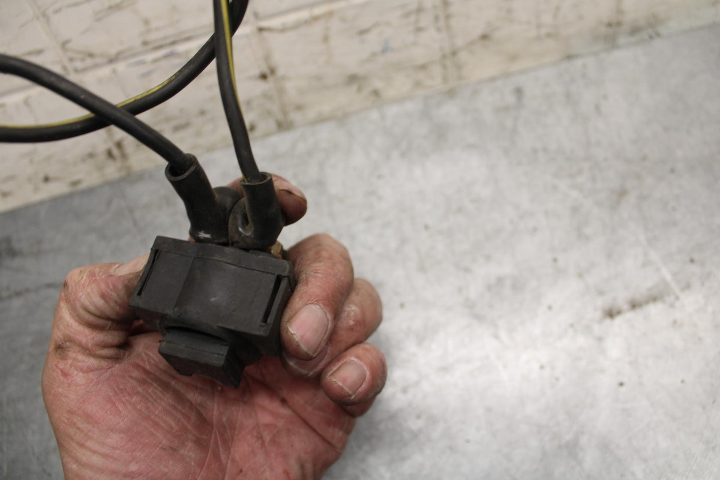 2001 Kawasaki Ninja ZX6 ZX600E ENGINE STARTER RELAY STARTING MOTOR SWITCH BB547