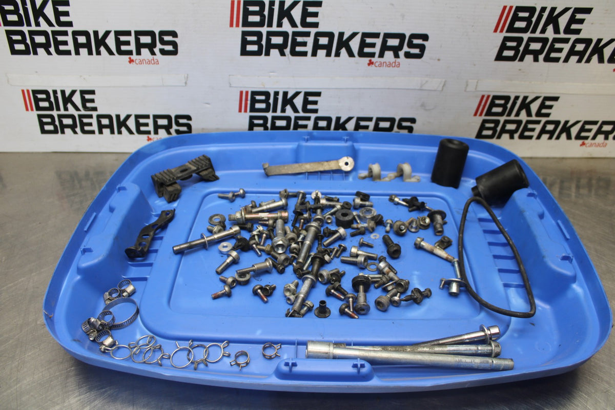 00-01 HONDA CBR929RR MOUNTING BOLTS HARDWARE SCREWS BB925