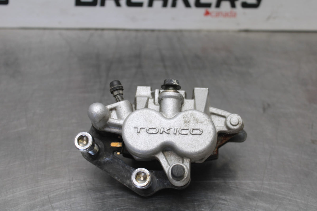 05-09 SUZUKI BOULEVARD C90 RIGHT LEFT FRONT BRAKE CALIPER SET PAIR BB918