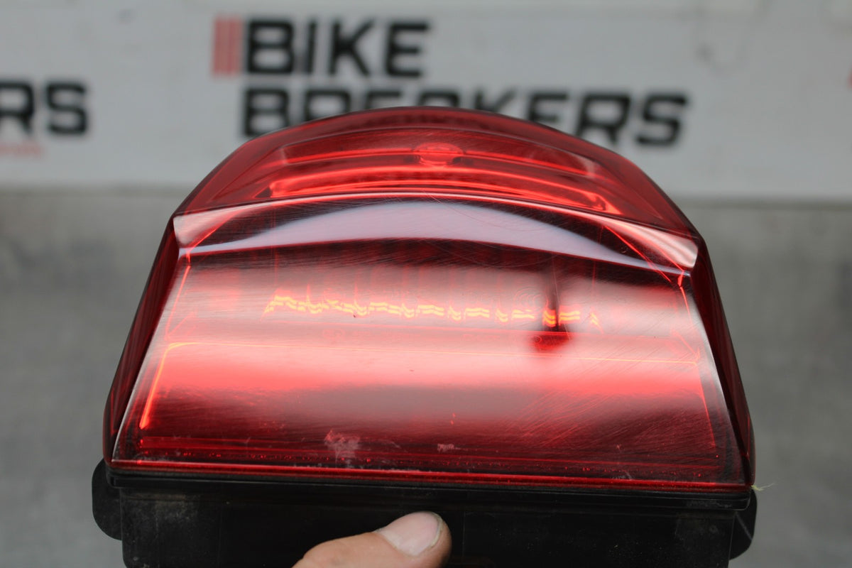 22 HARLEY-DAVIDSON PAN AMERICA 1250 REAR TAIL TAILLIGHT BACK BRAKE LIGHT BB910