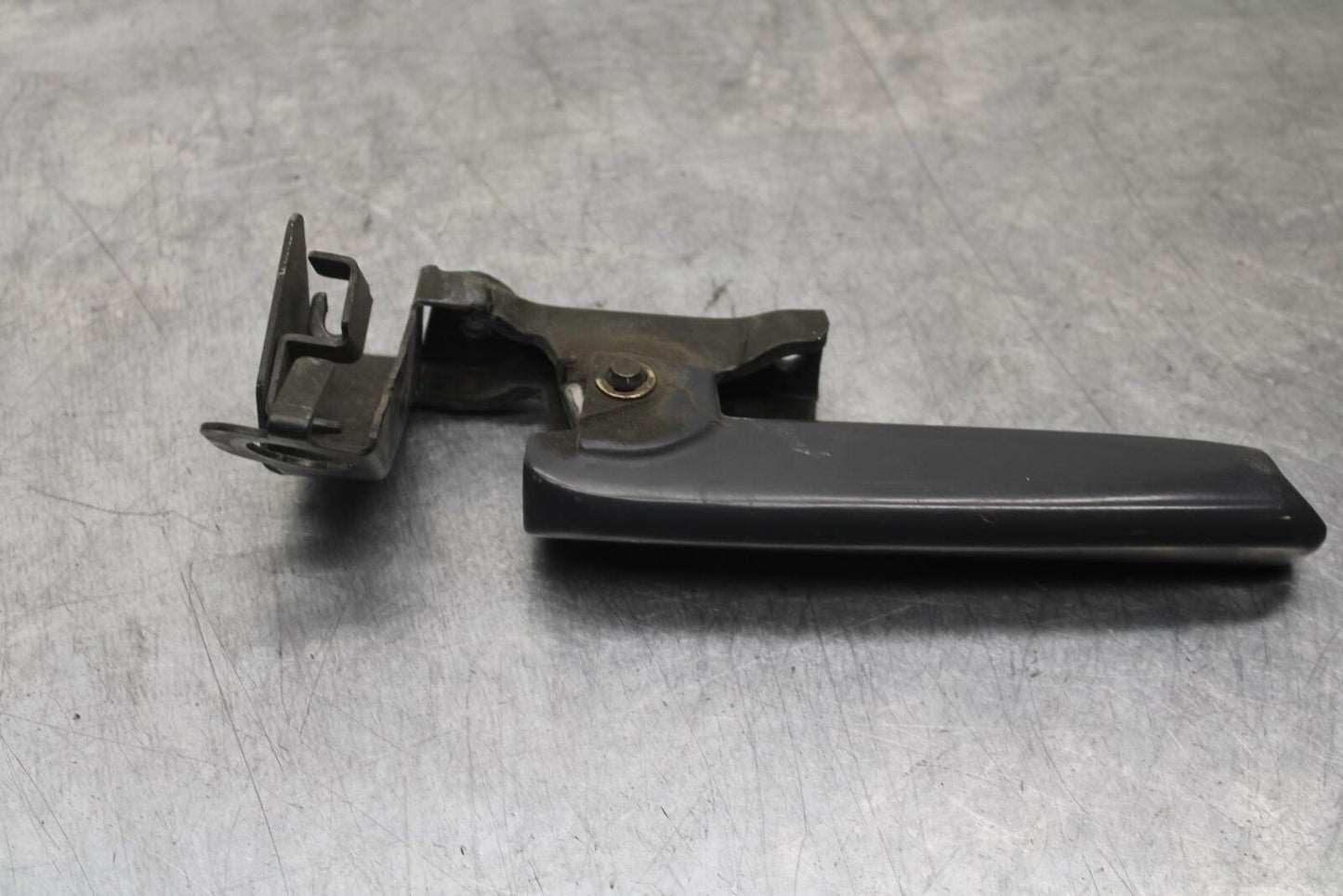 2001 Honda ST1100 LEFT PASSENGER REAR SEAT GRAB BAR HANDLE BB89