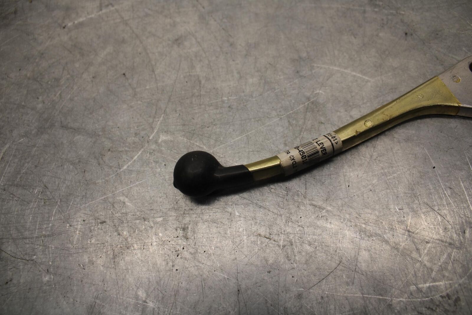 1975 Suzuki GT750  RIGHT CLIPON HANDLEBAR BRAKE LEVER 57420-45010 BB37