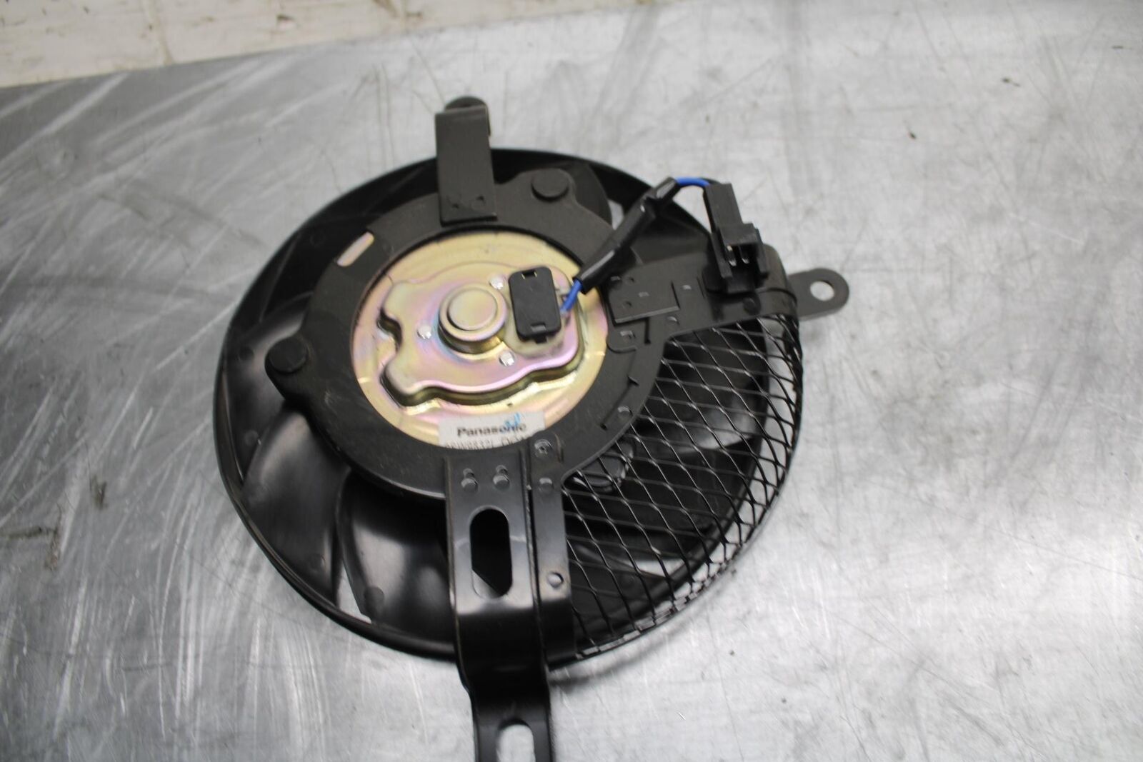 11-21 SUZUKI GSXR750 ENGINE RADIATOR COOLING FAN BB492