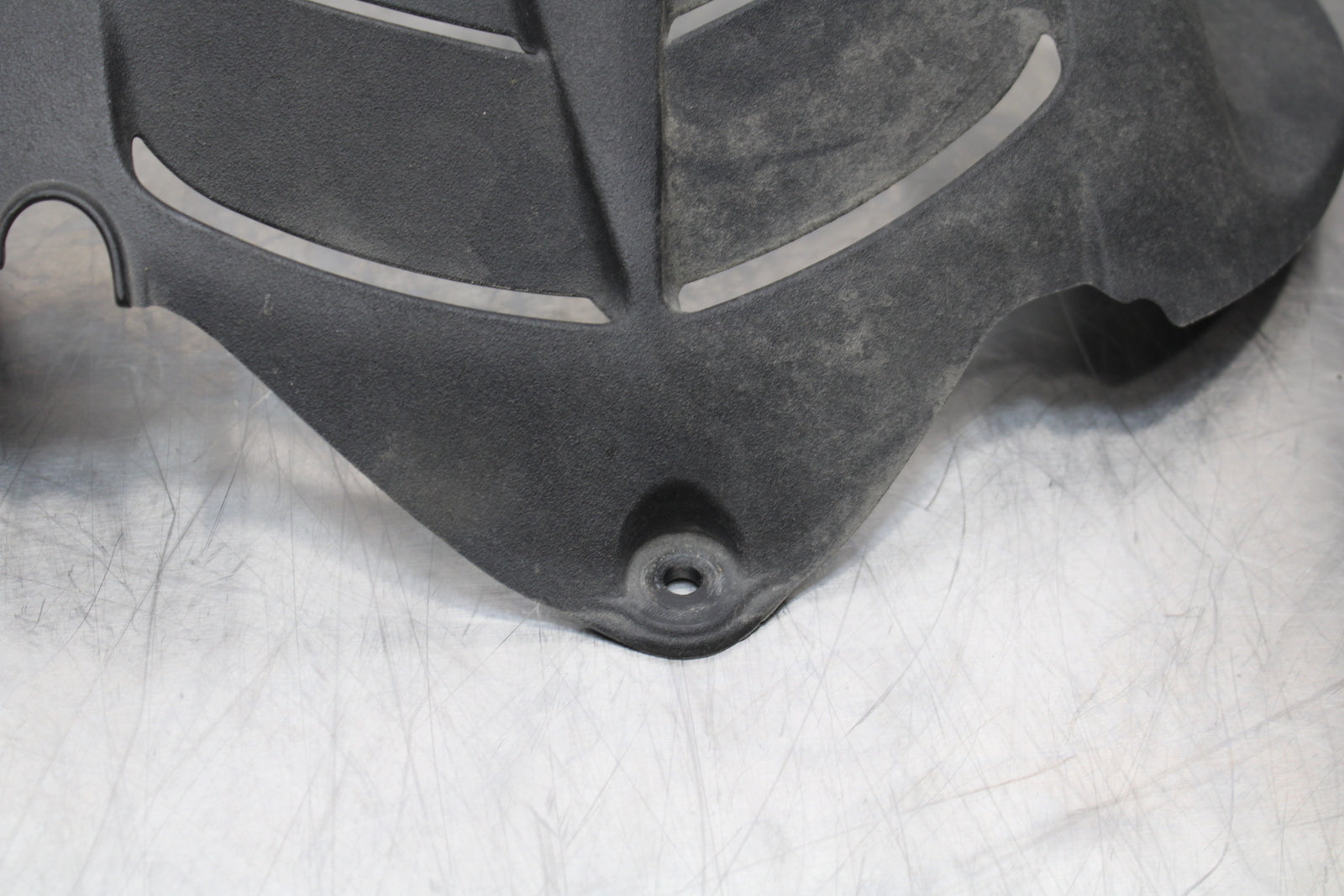 13-18 KAWASAKI NINJA ZX6R REAR BACK WHEEL TIRE HUGGER FENDER BB143