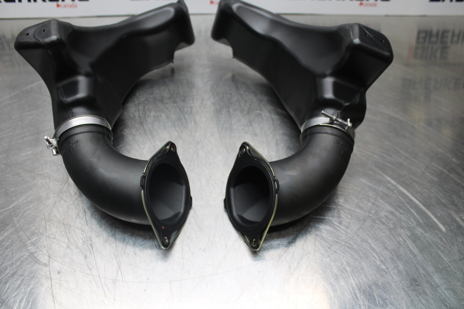 23-24 KAWASAKI NINJA ZX14R NEW!! RIGHT LEFT AIR INTAKE DUCTS BB153