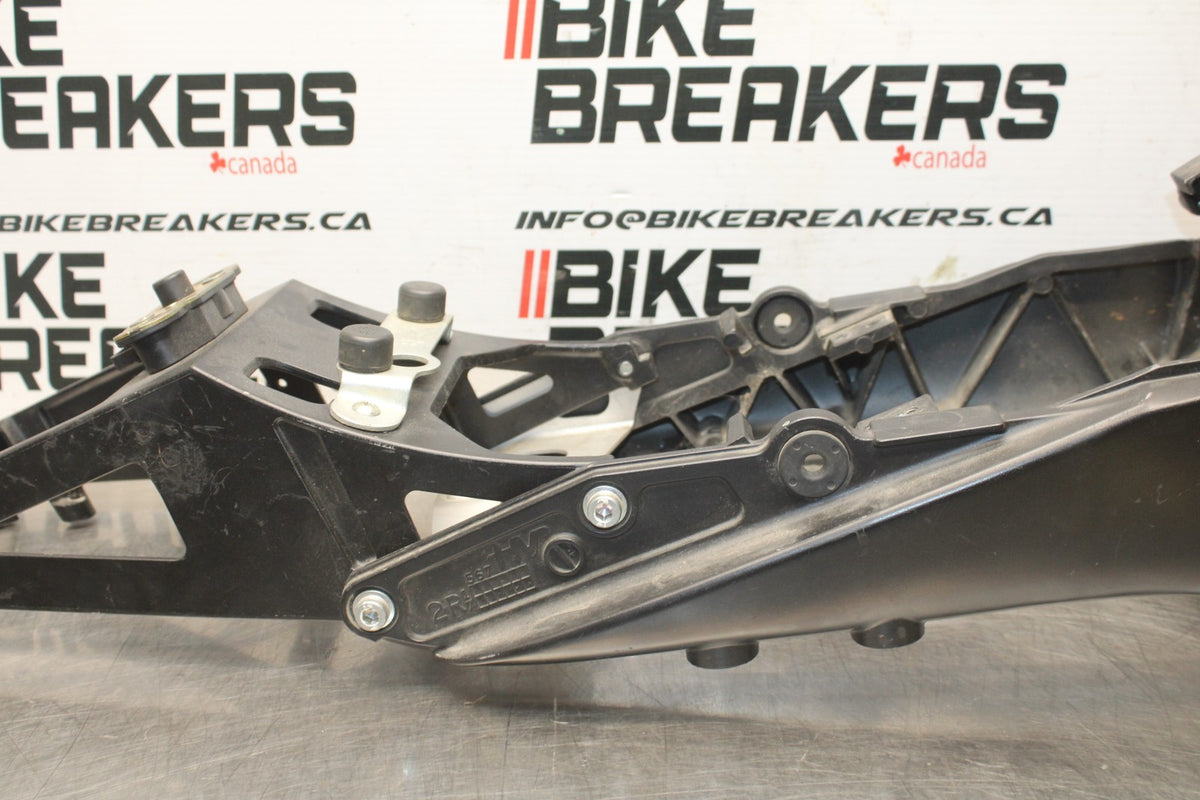 06-07 SUZUKI GSXR 600 REAR SUBFRAME BACK SUB FRAME BB845