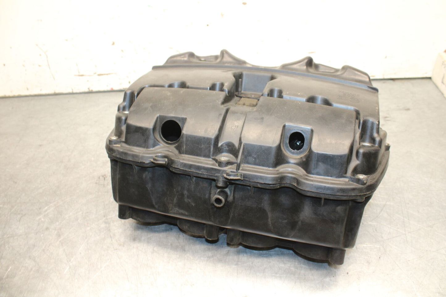 06 YAMAHA YZF R6 AIRBOX AIR INTAKE FILTER BOX BB716