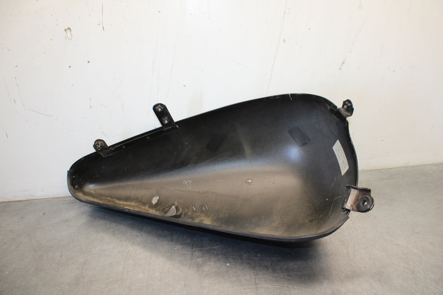 00 SUZUKI INTRUDER 1500 VL1500 LEFT GAS TANK CAP COVER TRIM COWL FAIRING BB761