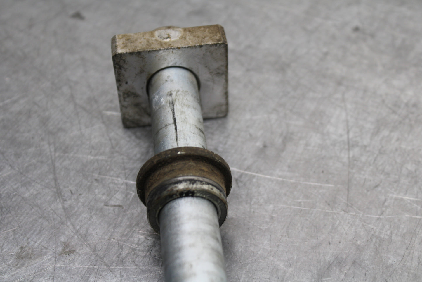 12-17 KAWASAKI NINJA 650 REAR AXLE BACK WHEEL RIM PIVOT BOLT AXEL BB129