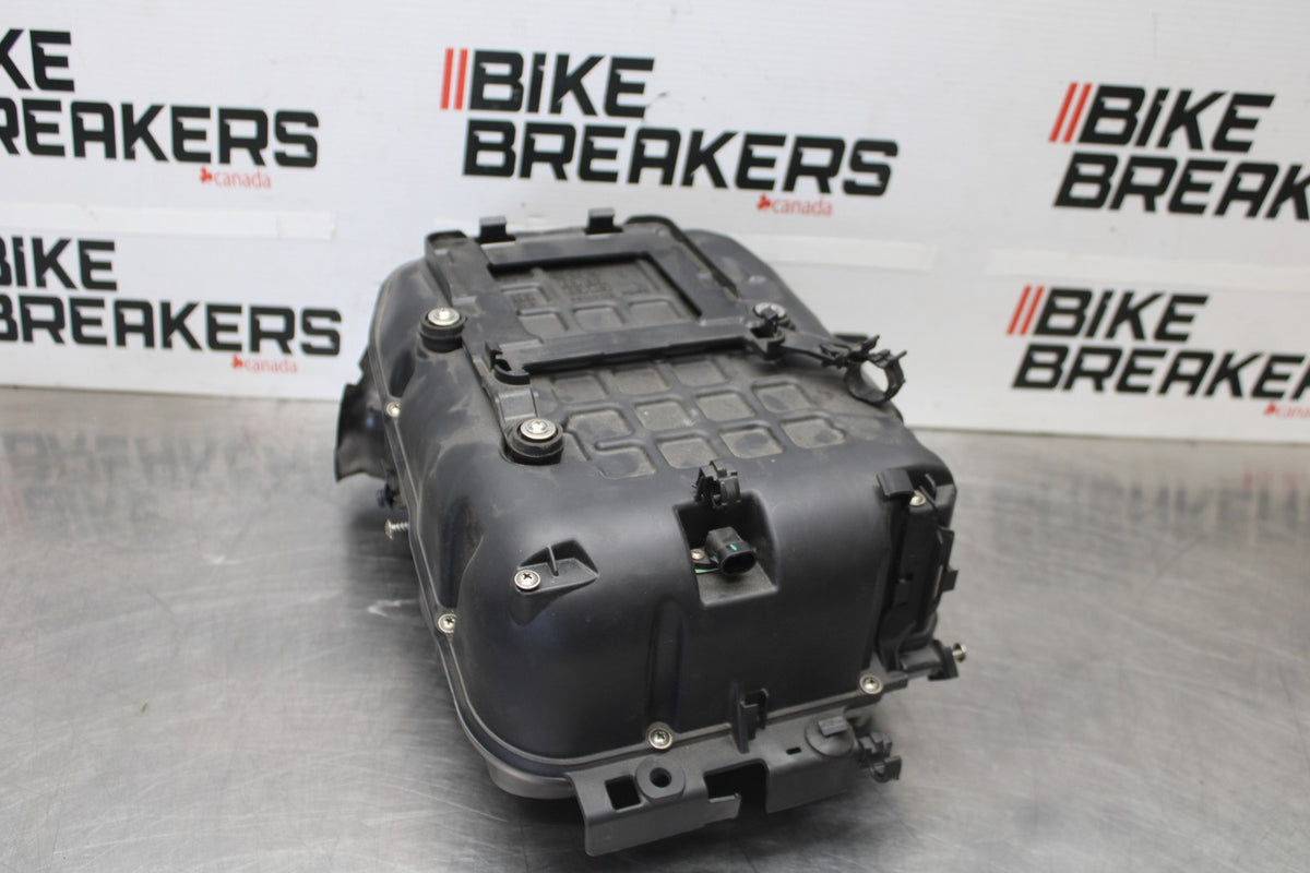 24 APRILIA TUONO V4 1100 FACTORY ABS AIRBOX AIR INTAKE FILTER BOX BB887