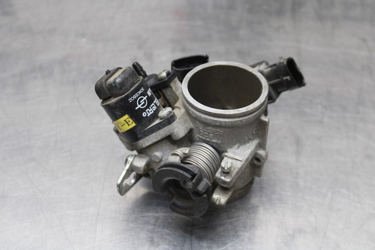 13-16 KTM 390 DUKE MAIN FUEL INJECTORS / THROTTLE BODIES BB815