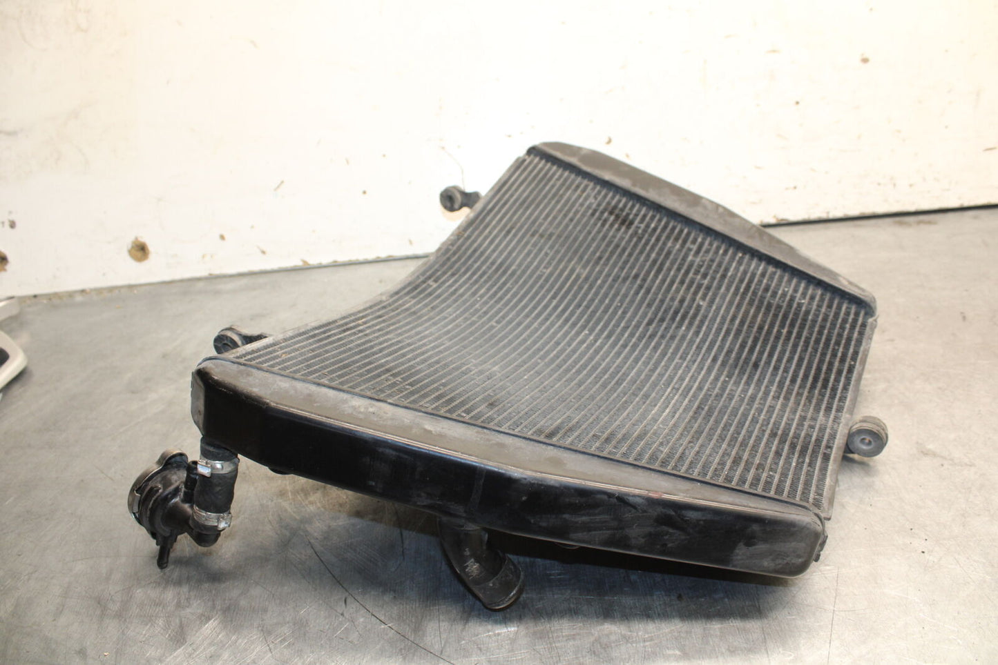 17-21 HONDA CBR1000RR SP ENGINE RADIATOR MOTOR COOLER COOLING RADIATER BB681