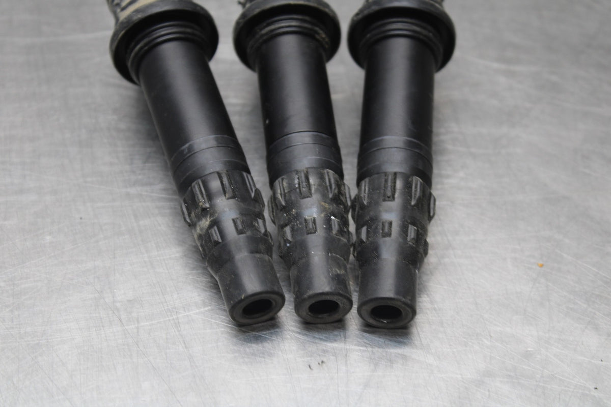 23-26 KAWASAKI NINJA ZX4RR IGNITION COILS COIL SPARK PLUG CAPS BB872