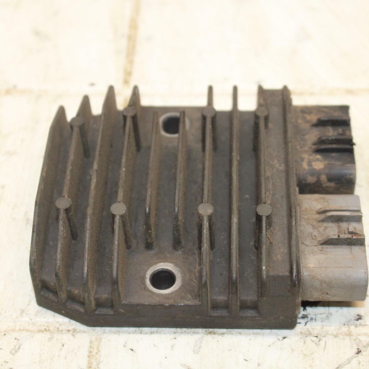 11-12 HONDA FOREMAN 500 RECTIFIER VOLTAGE REGULATOR BB410